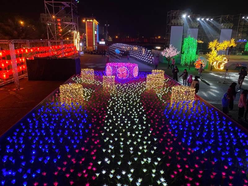 【花蓮行程】2020花蓮太平洋燈會｜最討喜的16米高開運花栗鼠來了!讓你新年福氣滿滿滿 花蓮好好玩